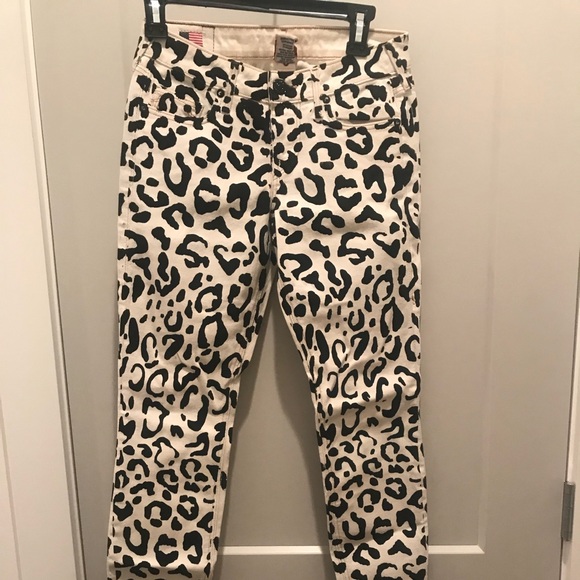 leopard print skinny pants
